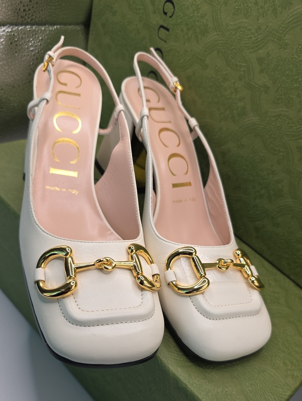 Gucci White Leather Horsebit Slingback Pumps with Gold Hardware